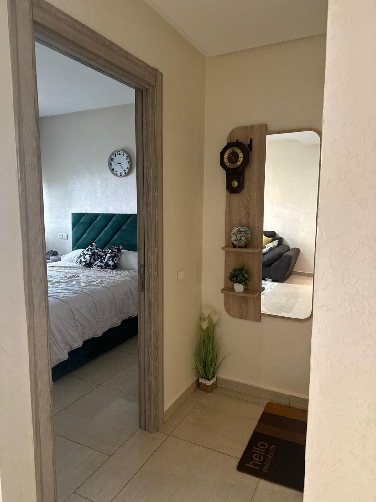 Appartement Avec Piscine Vue Sur La